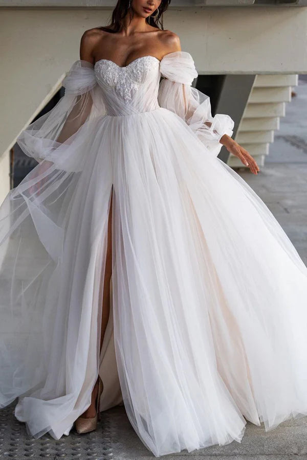 Abito da sposa casual con scollo a cuore e maniche a trapezio, stile country